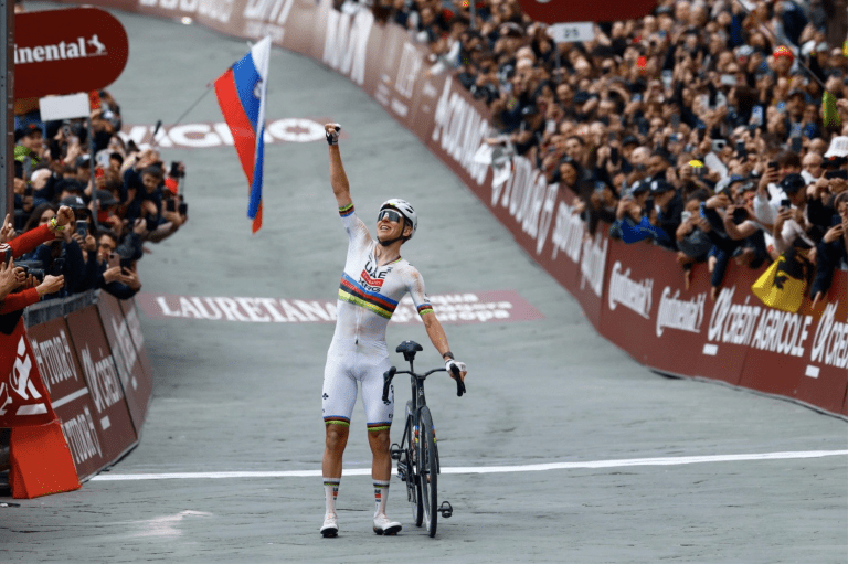 Lance Armstrong se rinde ante Pogacar: “Se acabó el debate, es el mejor de la historia”