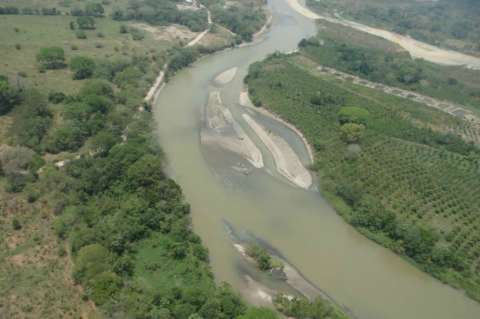 Anla abre investigación contra Ecopetrol por derrame de petróleo en Barrancabermeja