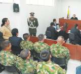 “Alivio judicial” del uribismo a los militares incluye penas de máximo cinco años de cárcel
