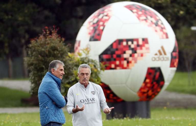 El portugués pasó por la selección de Sudáfrica, de Portugal, el Real Madrid y fue asistente técnico de Sir Alex Ferguson en el Manchester United.