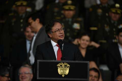 Gustavo Petro responde a racista durante movilizaciones del 26 de septiembre