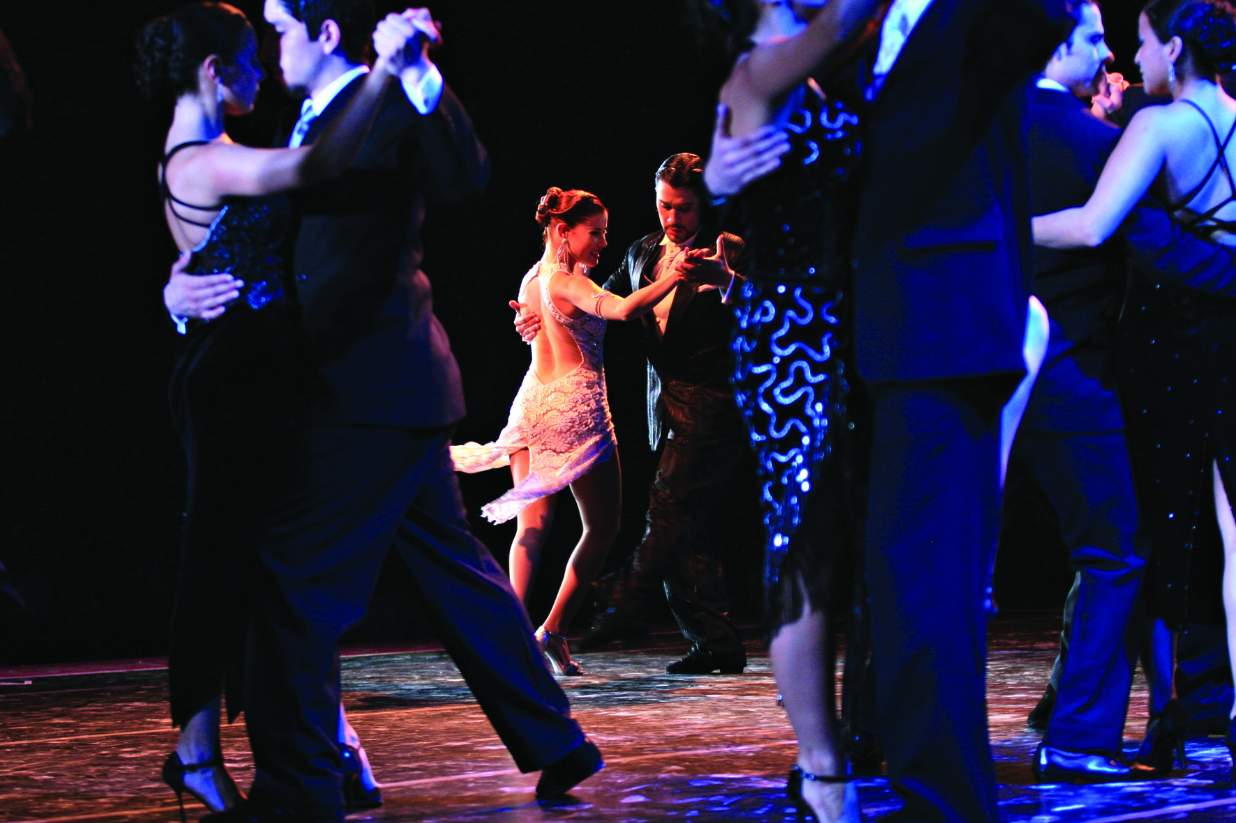Sensual y nostálgico, el tango es parte de la identidad de Buenos Aires.