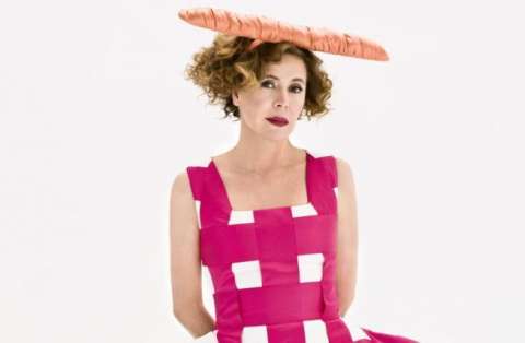 "Me gustaría vestir al Papa Francisco": Agatha Ruiz de la Prada