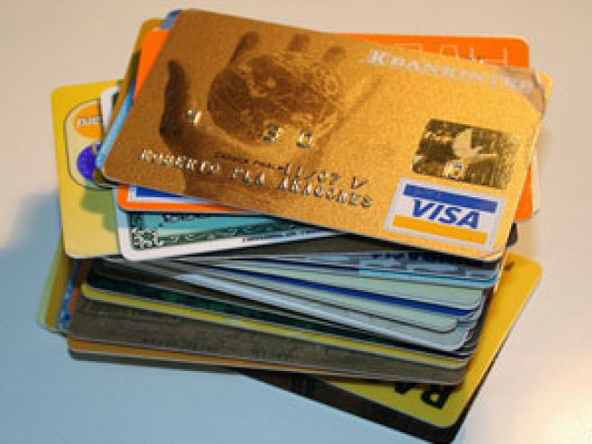 Utilizaban las tarjetas de crédito para comprar electrodomésticos y celulares de alta gama. / Foto referencia