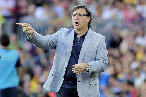 Tata Martino alaba el trabajo de Osorio en México