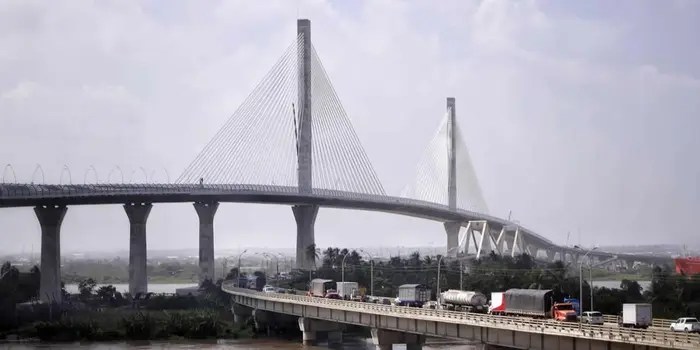 No hay quien tumbe el antiguo puente Pumarejo, en Barranquilla