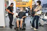 La tecnología acompaña el día a día de los ancianos en China