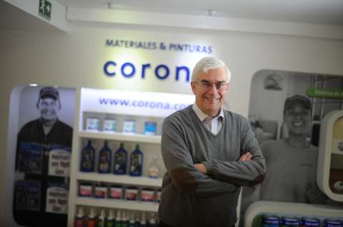 Presidente de Corona deja su cargo para trabajar con Iván Duque
