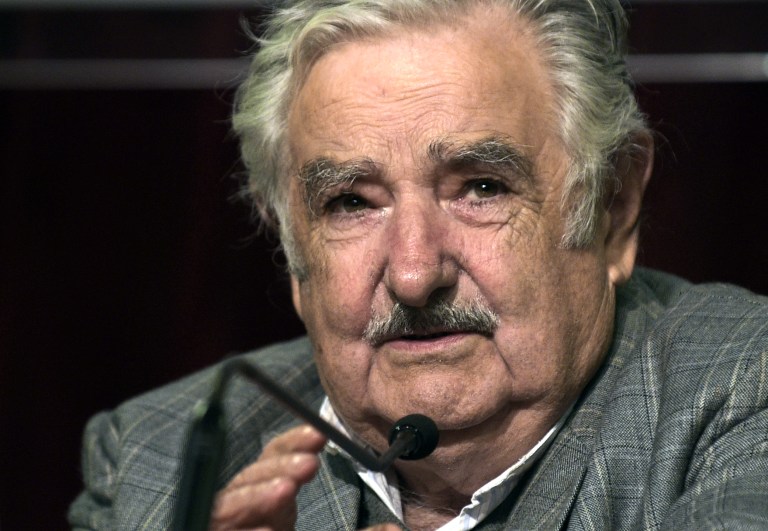 “Un mensaje para Pepe”, homenaje de Serrat y Sabina al expresidente Mujica