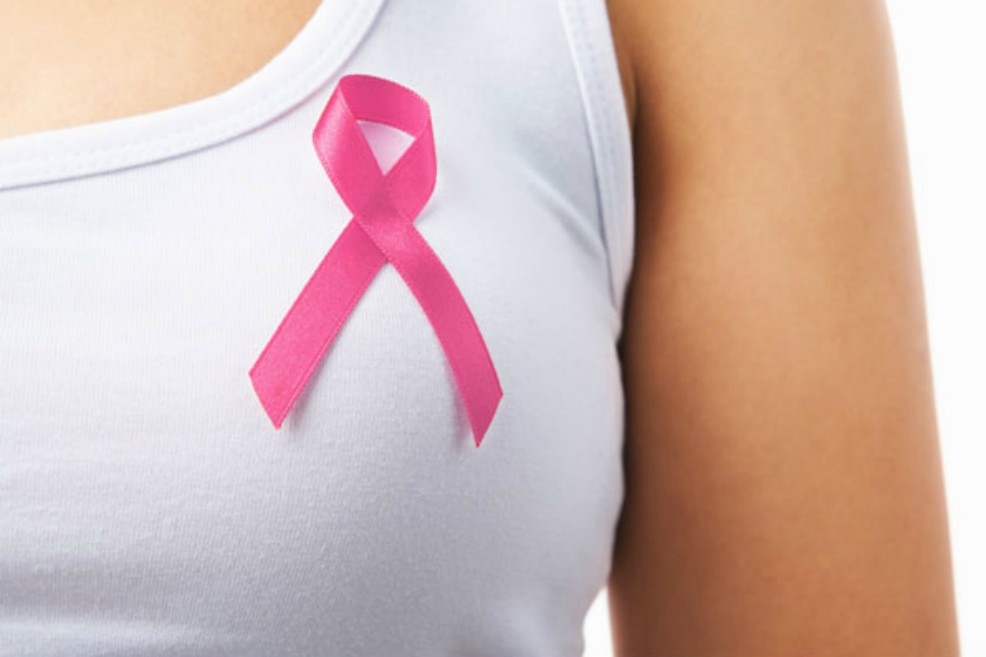 El síntoma más común del cáncer de seno es una nueva masa o protuberancia / Flickr