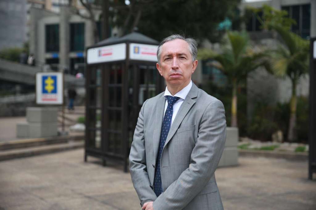 Gabriel Jaimes fue el fiscal asignado por Francisco Barbosa para manejar el caso Uribe.
