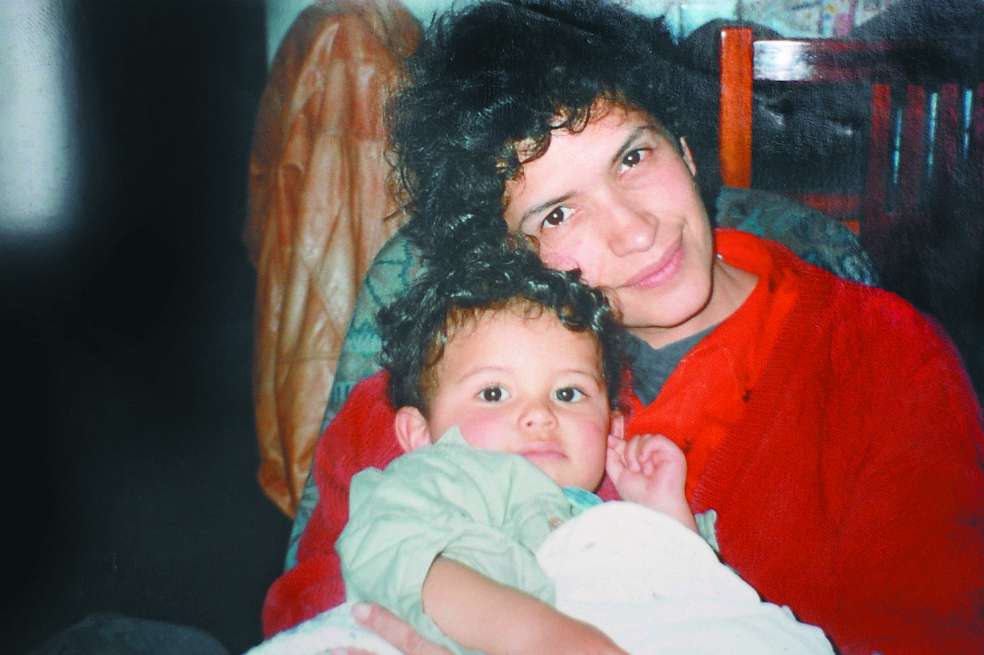 “Iván fue un niño supremamente amado y esperado por Mario y Elsa”, dicen sus amigos. Él sobrevivió a la masacre en la que murieron sus padres. / Fotos: archivo particular
