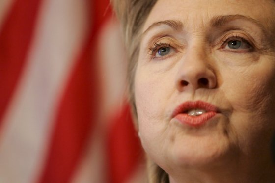 Hillary Clinton se compromete con una reforma migratoria ‘integral’