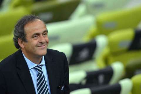 Michel Platini afirma que restaurará la imagen de la FIFA si es presidente