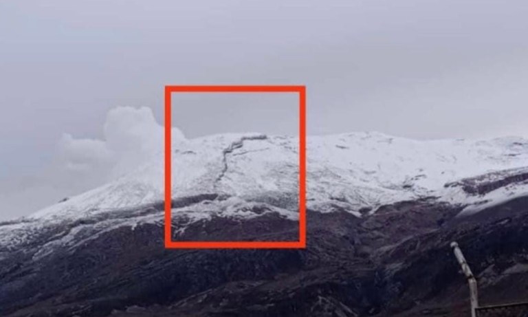 No se deje confundir por la imagen de una supuesta “grieta” en el Nevado del Ruiz