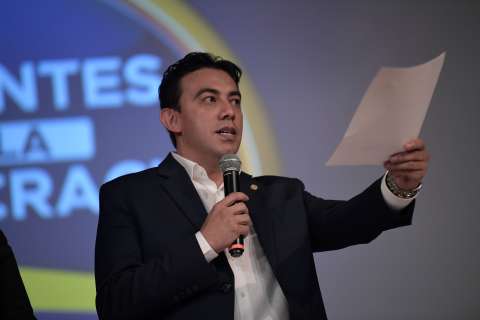 CNE admitió demanda contra el codirector de la U y exregistrador, Alexander Vega
