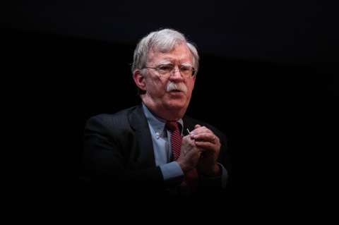 El Gobierno de Trump demanda a John Bolton para evitar que publique su libro, ¿por qué?