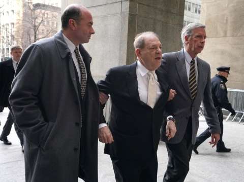 Defensa de Harvey Weinstein dice que "quizá no sobreviva" mucho tiempo en la cárcel