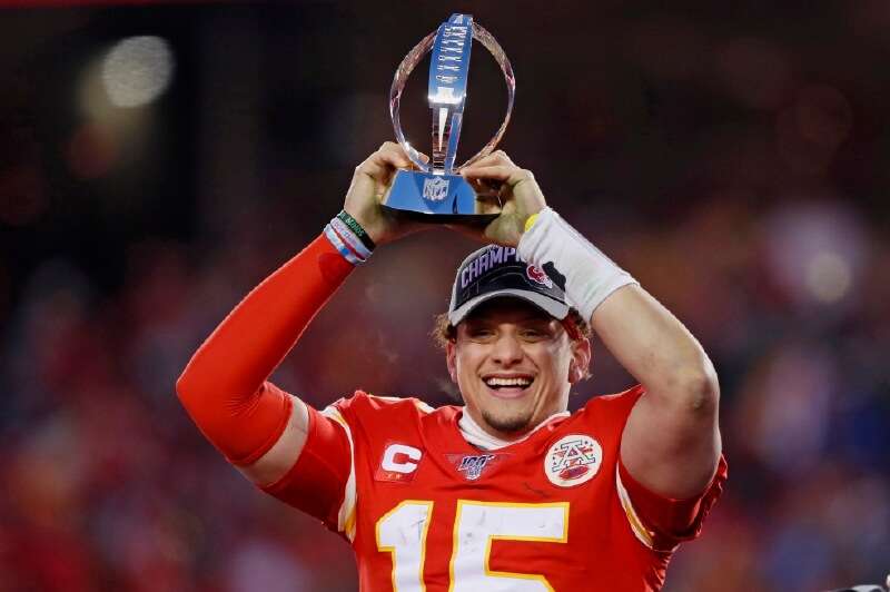 Patrick Mahomes es el mariscal de campo de los Jefes de Kansas City.  / AP