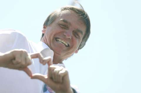 Jair Bolsonaro, candidato de ultraderecha de Brasil, herido en un mitin