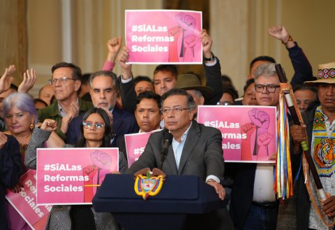 Quién puede salir, qué pasa con mi salario y otras dudas que deja el día cívico
