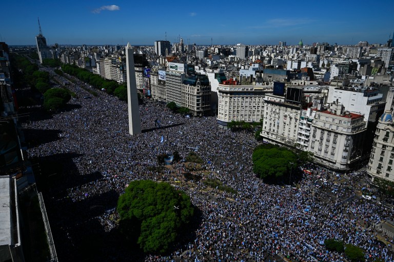 En fotos: Buenos Aires colapsó por recibir a los campeones del mundo