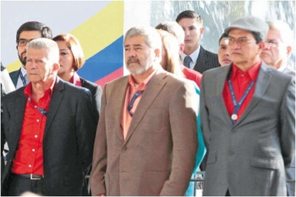 El gestor de paz Juan Carlos Cuellar (En el medio). / Archivo El Espectador.