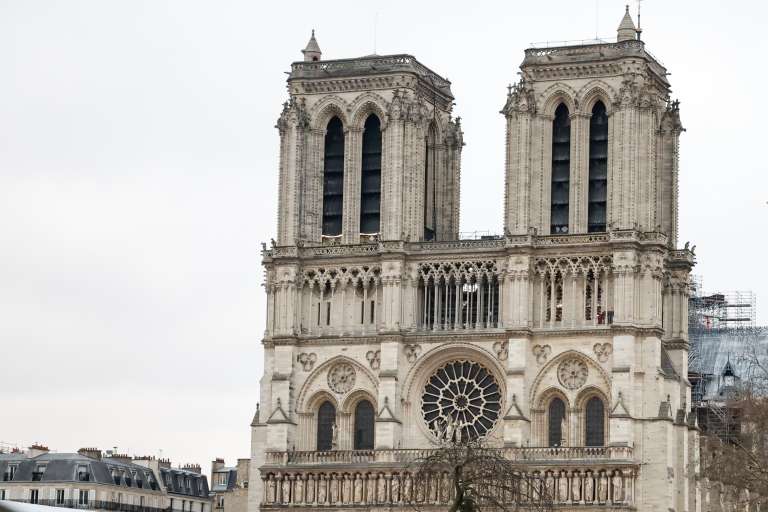 Paris (France), 09/12/2024.- The Notre-Dame de Paris cathedral during the first day of its opening for visitors, in Paris, France, 09 December 2024. The Notre Dame de Paris Cathedral reopened with a grand ceremony on 07 December after nearly six years of renovation work following its destruction by a fire on 15 April 2019. (Francia) EFE/EPA/MOHAMMED BADRA
