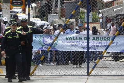 Análisis: Un año dialogando con criminales