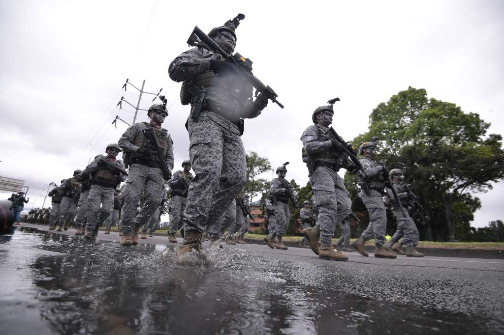 Desfile militar realizado el 20 de Julio, día de la Independencia de Colombia.
