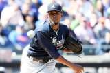 Julio Teherán, sin decisión en su primera salida de la temporada