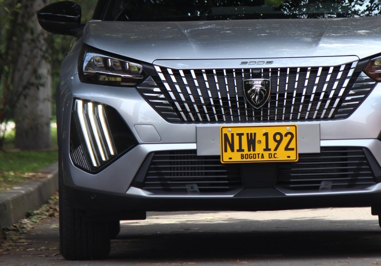 Peugeot 2008 2024 en Colombia.
