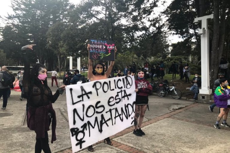 “No tendrán la comodidad de nuestro silencio”: comunidad trans marcha en Bogotá