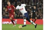Liverpool venció al Tottenham y se consolidó como líder de la Premier League