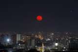 En fotos: así se vio la primera superluna de 2026, la luna del lobo
