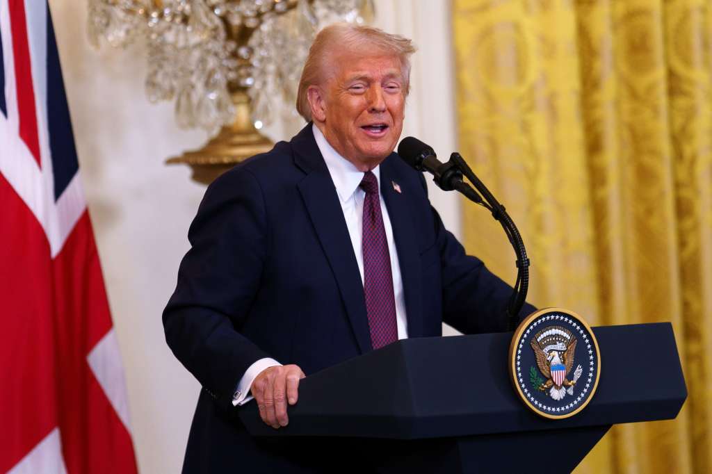WASHINGTON (United States), 27/02/2025.- US President Donald Trump during a press conference with British Prime Minister Keir Starmer at the White House Washington, DC, USA, 27 February 2025. (Reino Unido) EFE/EPA/WILL OLIVER