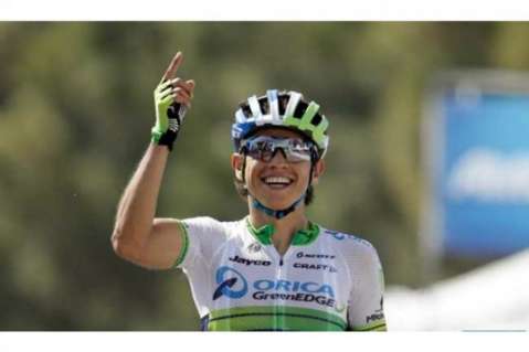 Esteban Chaves se mantuvo como líder de la Vuelta a España