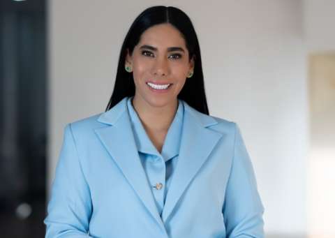 Carina Murcia es designada como ministra de las TIC
