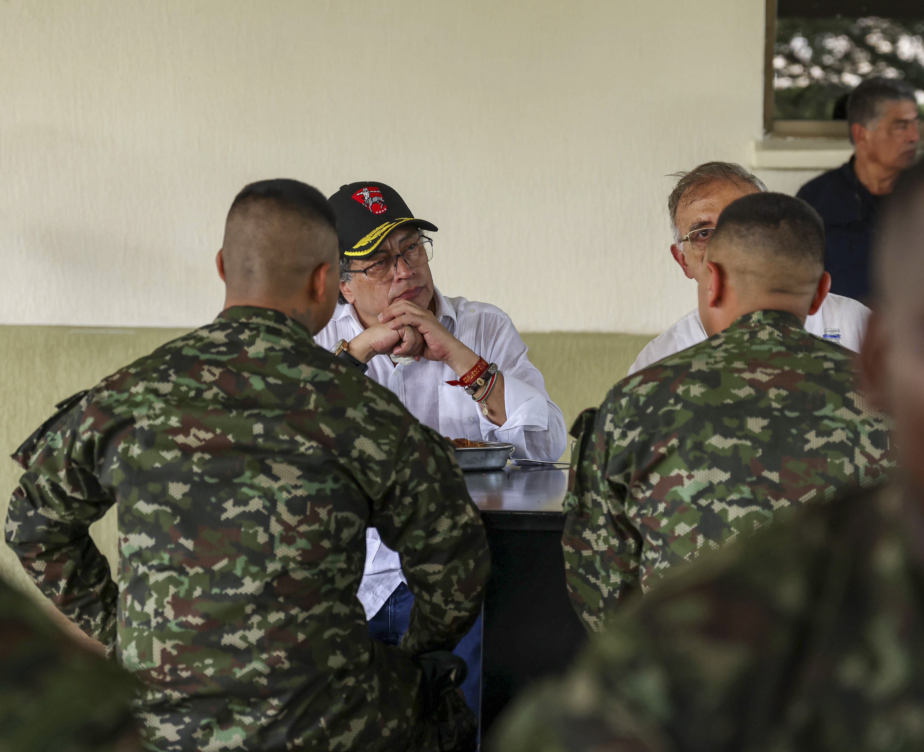 Presidente Gustavo Petro anunció la compra de cosecha de coca de El Plateado.