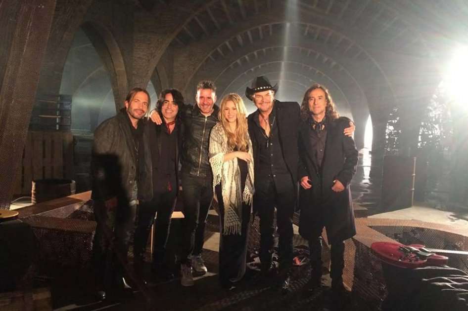 Maná y Shakira. / Tomada de Facebook.com/mana
