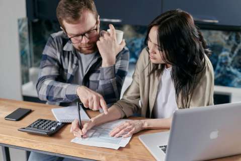 ¿Qué diferencia hay entre ser codeudor y ser fiador?