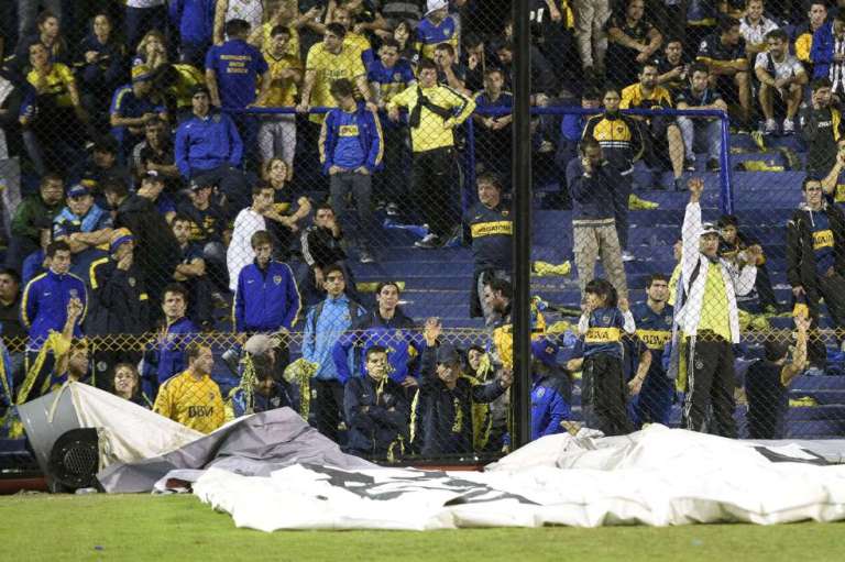 Crisis en su fútbol: Golpe de estadio en Argentina