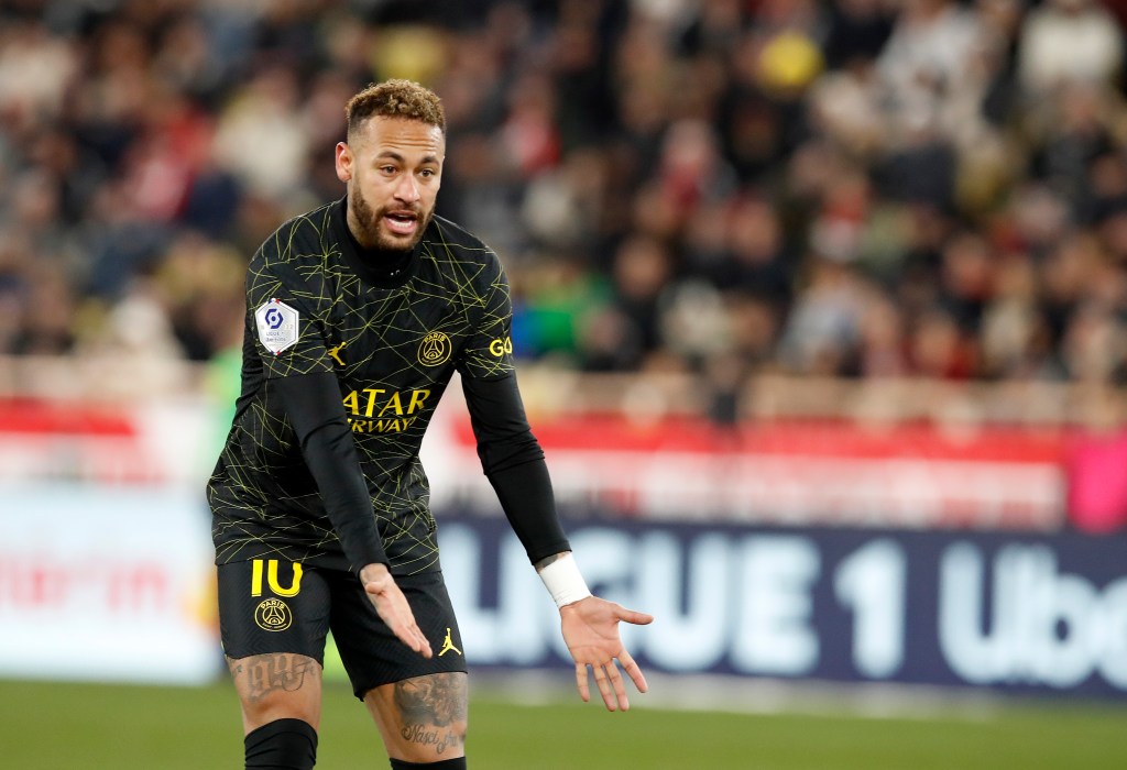 Neymar Jr. piensa en retirarse, pero no quiere irse del PSG