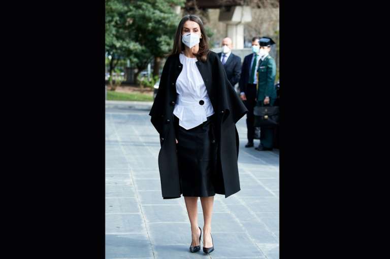 Tendencias de Moda para 2021: vestidos y outfits de Letizia Ortiz