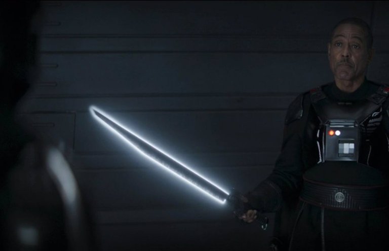 “The Mandalorian”: todo lo que debe saber sobre el sable oscuro