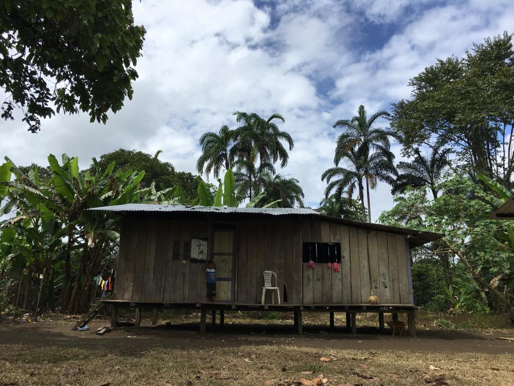En el resguardo La Argelia, de la comunidad embera-chamí, los habitantes han manifestado su preocupación por el auge de bandas criminales. / Fotos: Marcela Osorio