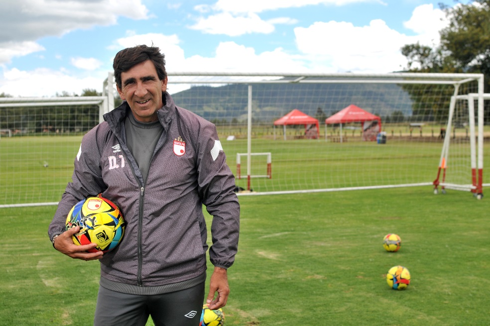 Cristian Garavito / Gustavo Costas, técnico de Independiente Santa Fe.