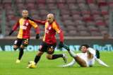 Galatasaray y Besiktas empataron sin goles en el derbi de Estambul