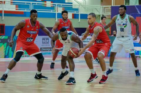 Crece la liga de baloncesto con la adición de cuatro equipos
