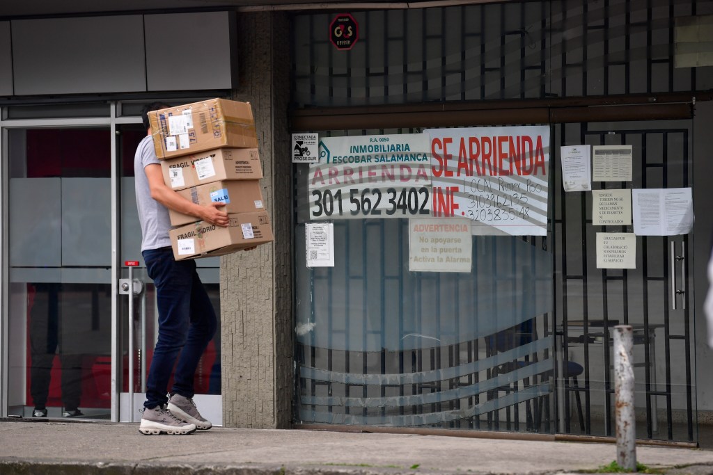 Anuncios de Se Arrienda y Se Vende en casas, apartamentos y establecimientos comerciales de Bogotá